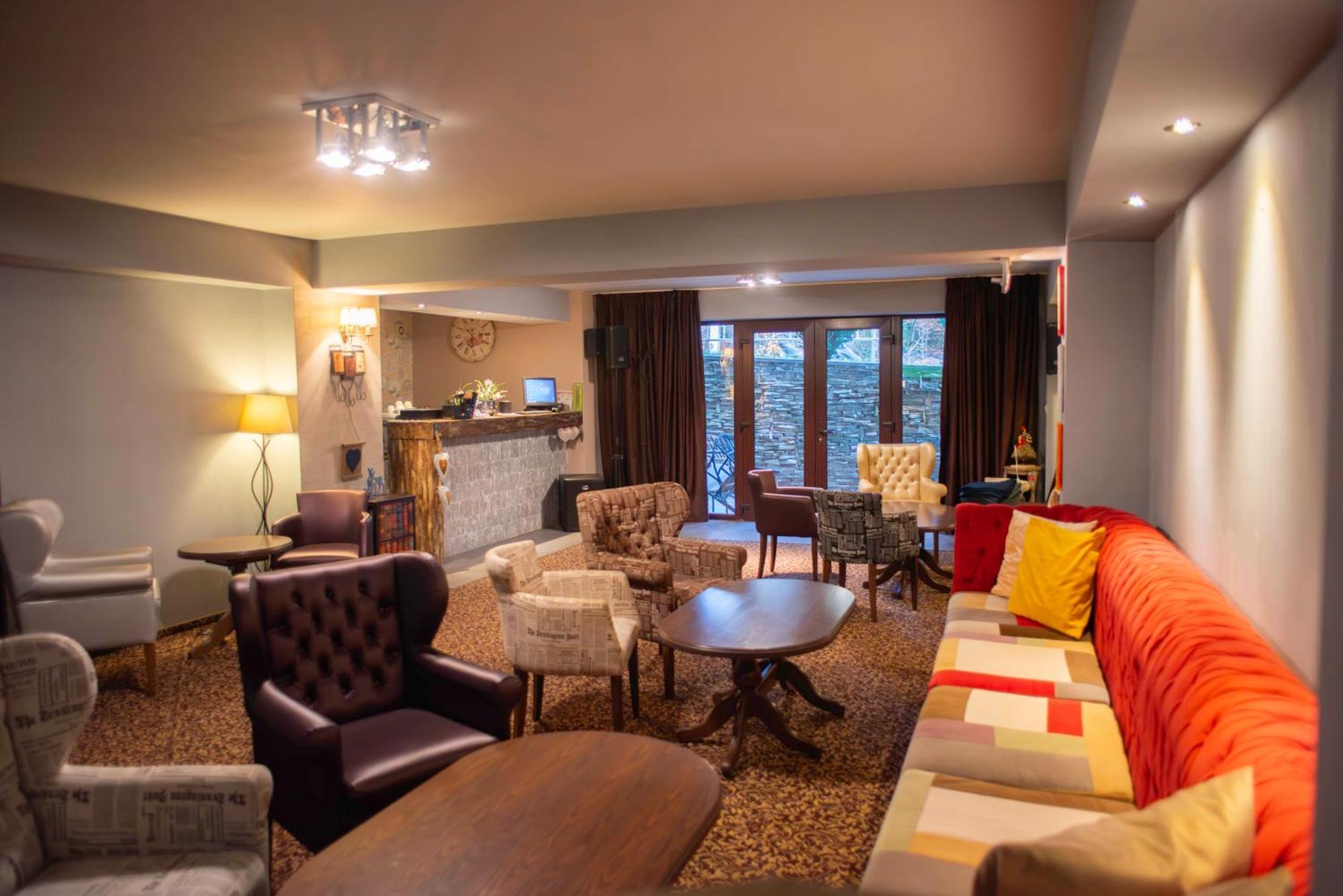Paj Hotelul Retreat & Spa 시나이아 외부 사진