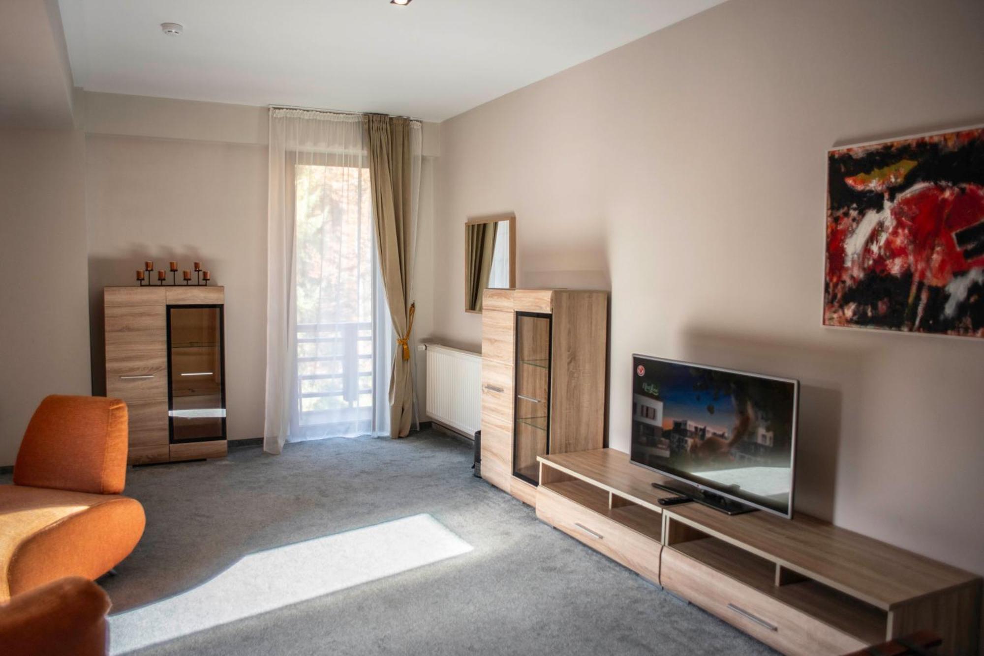 Paj Hotelul Retreat & Spa 시나이아 외부 사진