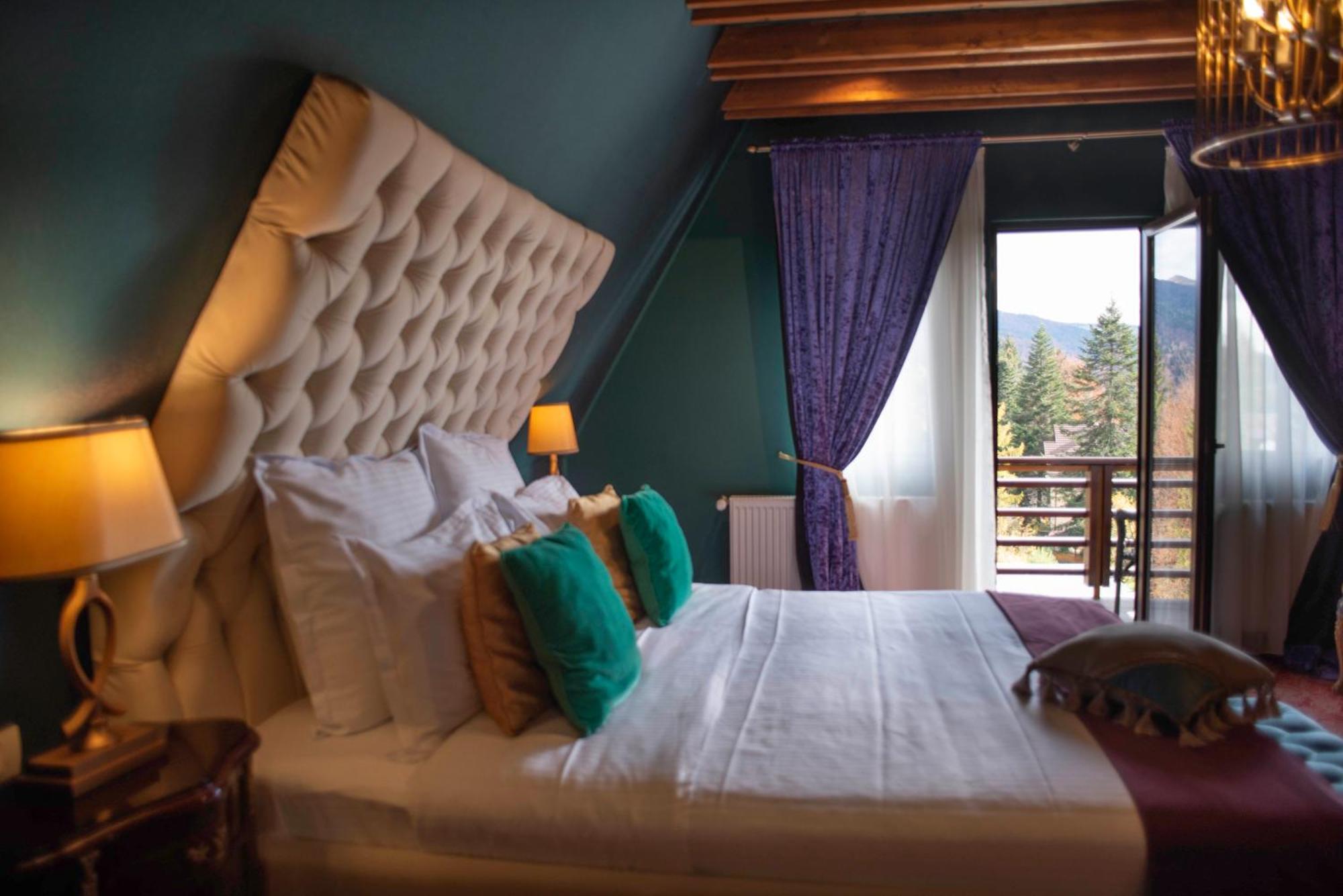 Paj Hotelul Retreat & Spa 시나이아 외부 사진