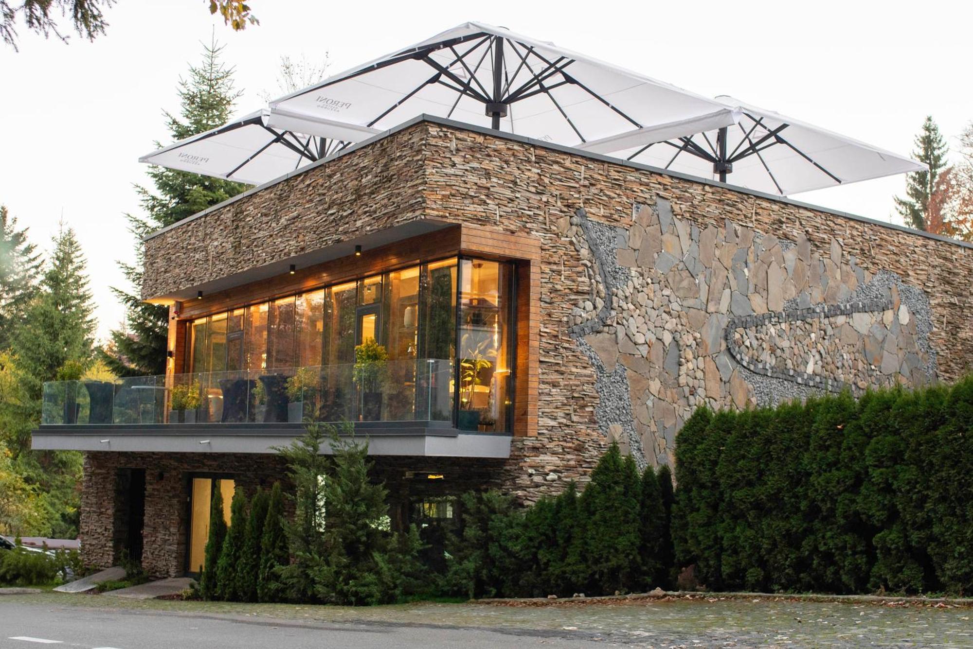 Paj Hotelul Retreat & Spa 시나이아 외부 사진